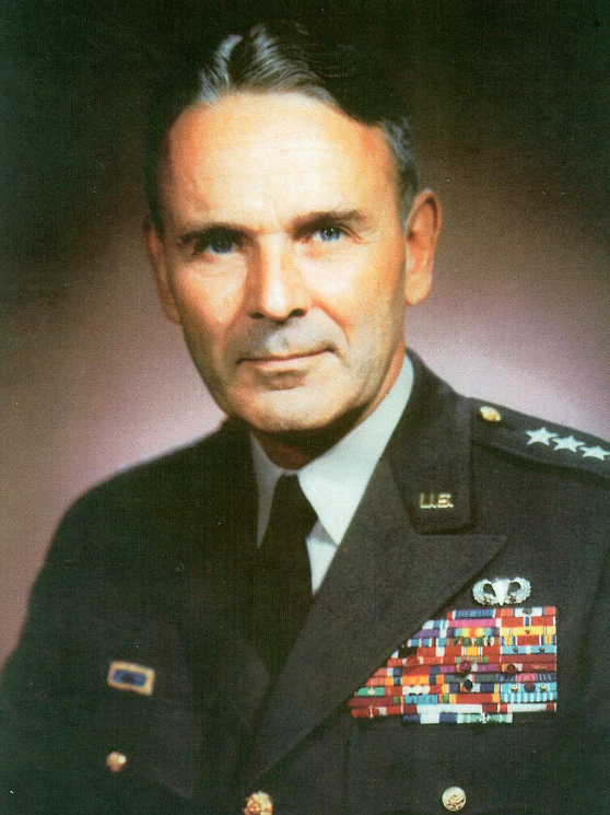 He Fought in WWII but Changed the Cold War: The Hidden Front of General Maxwell Taylor